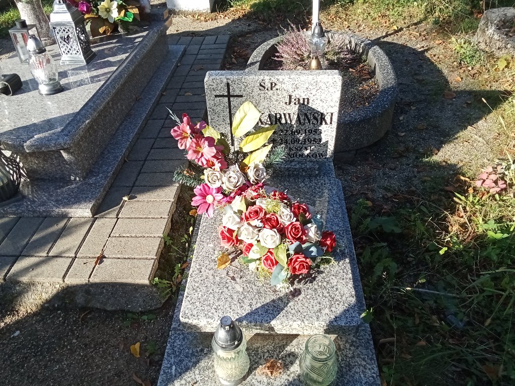 Grób Jan Karwański
